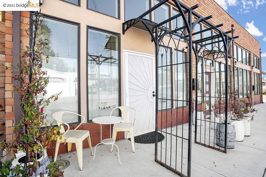 2412 Kingsland Ave Oakland CA 94601 Zillow