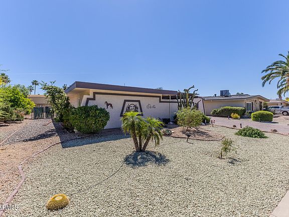 5th image of 10809 W PALMERAS Drive