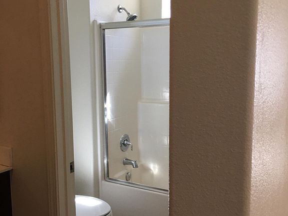 4th image of 15874 Lasselle St Unit E