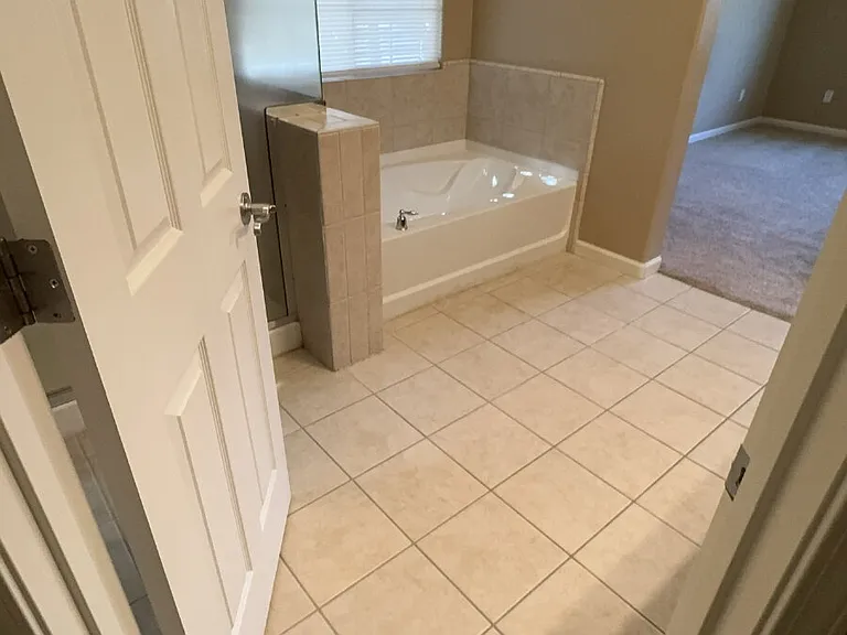 397 Noble Dr — Photo 14