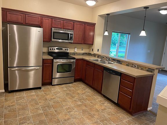 3rd image of 6063 Illinois Ln SE Unit B