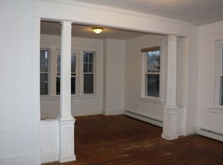 25 Iona St, Providence, RI 02908