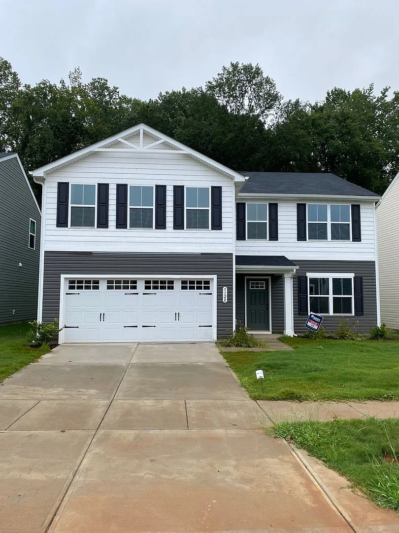 Room in 4 Bedroom Home at Rustling Pines Ct — Photo 3