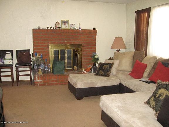 3rd image of 664 Vine Street