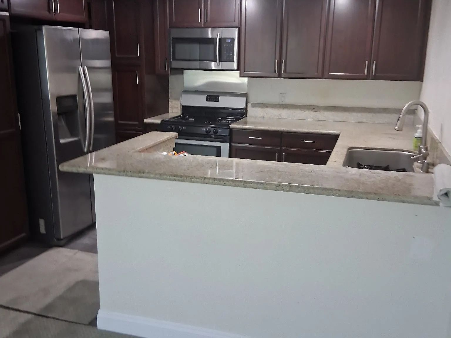 3 bed, 1348 sqft, $3,100 — Photo 3