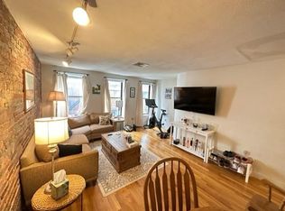16 Greenough Ln #103, Boston, MA 02113