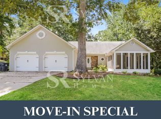 145 Swan Dr, Hiram, GA 30141