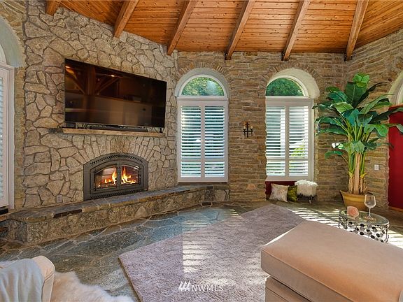 5th image of 28523 Bacus Rd