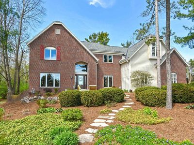 3185 Brehon COURT, Brookfield, WI, 53005