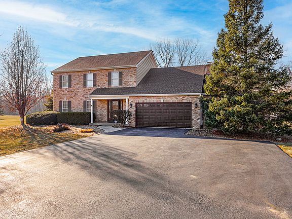 2nd image of 6N202 Boxwood Ln