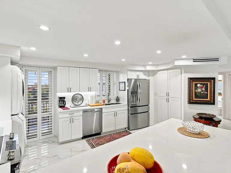 4100 Galt Ocean Dr #604 — Photo 3