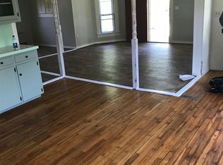 210 S Preston St, Wolfe City, TX 75496