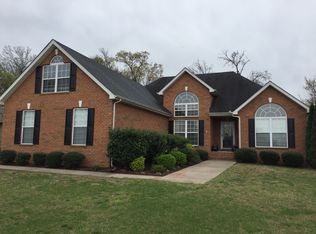 530 Dallas Ct, Murfreesboro, TN 37130