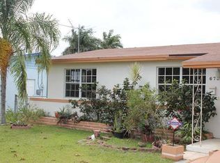 678 NW 11th St, Homestead, FL 33030