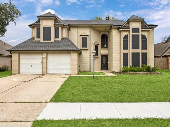 2915 Tower Bridge Ct, Pearland, TX 77581