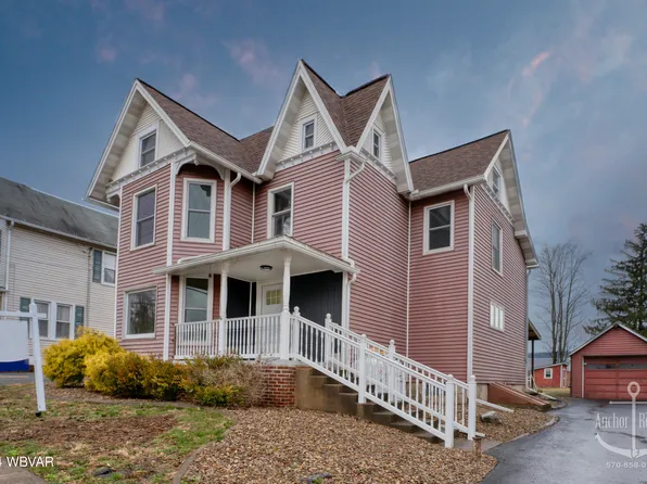 648 Cemetery St, Jersey Shore, PA 17740