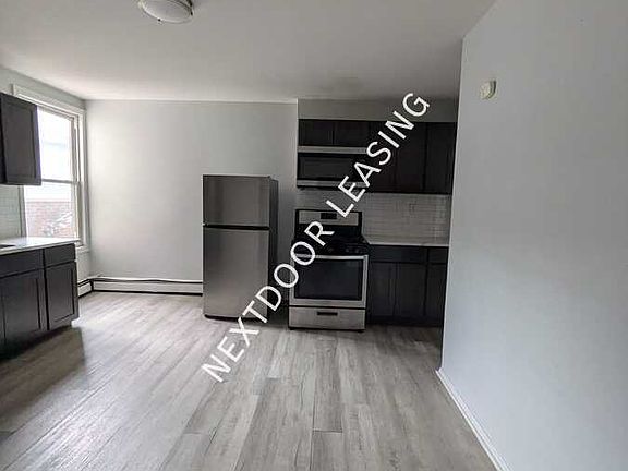 4th image of 970 Broadway #2FM