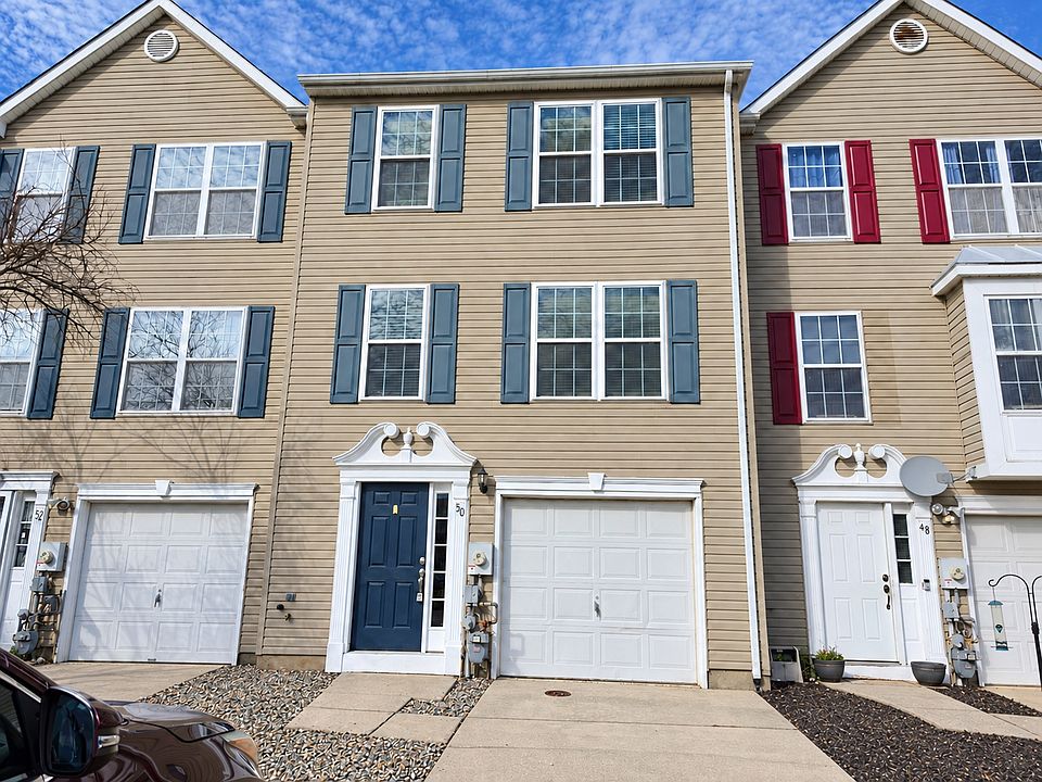1st image of 50 Versailles Ct
