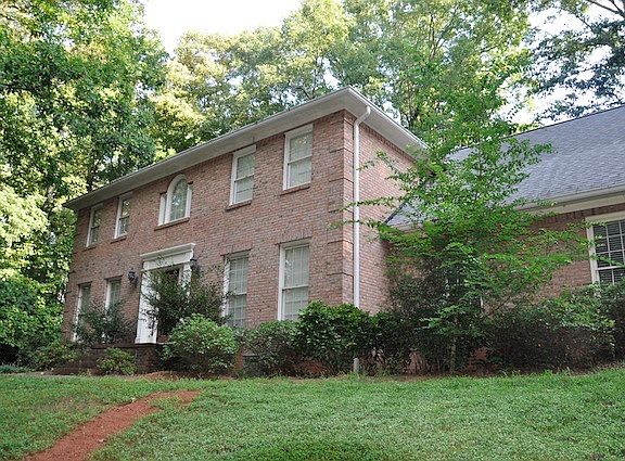 2nd image of 3021 Quarles Dr