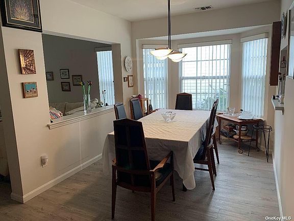 4th image of 18 Julia Cir #1