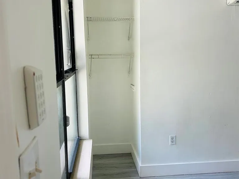 844 NW 3rd Ave #B — Photo 8