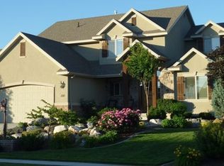 132 N Vista View Dr, Kaysville, UT 84037