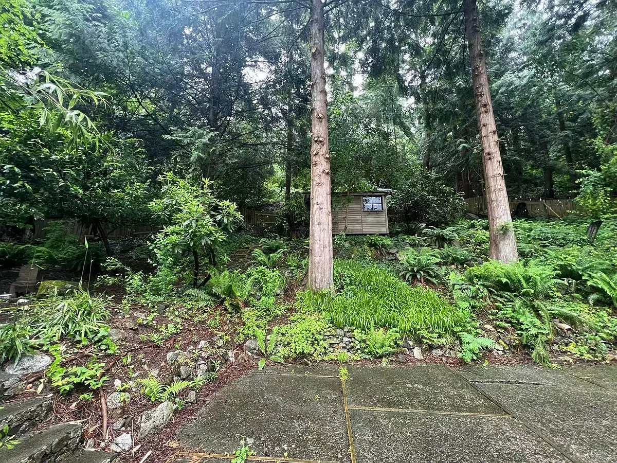 Building Photo - 6789 Marine Dr