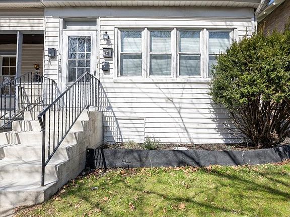 2nd image of 705 Collings Ave