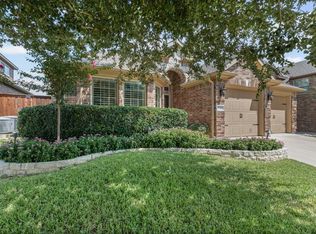 5716 Diamond Valley Dr, Fort Worth, TX 76179