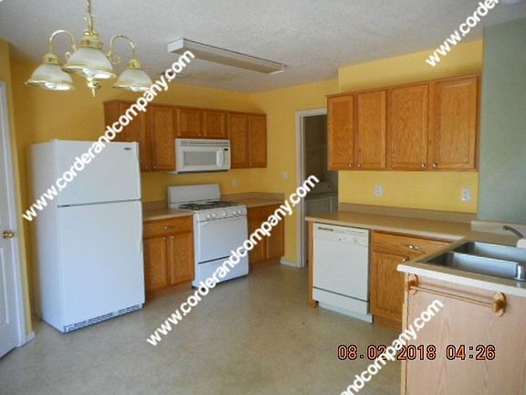 3rd image of 3808 Antonia Ct NW