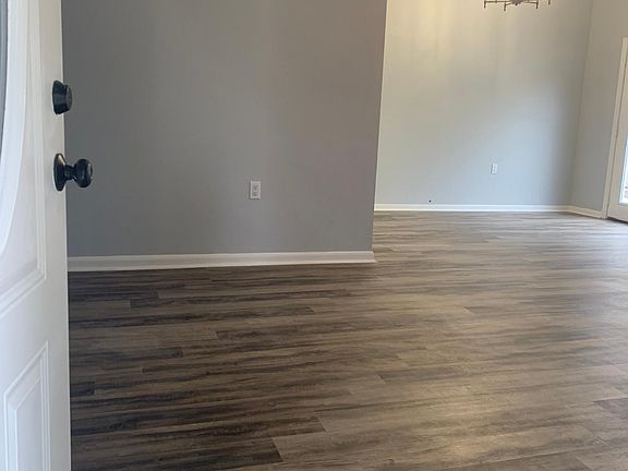 2nd image of 8031 Big Bnd