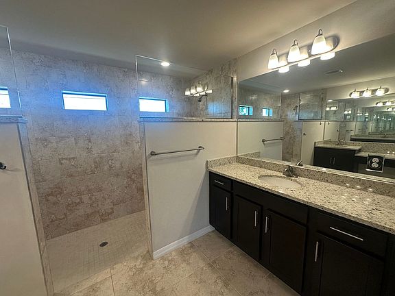 3rd image of 1723 NW 20th St