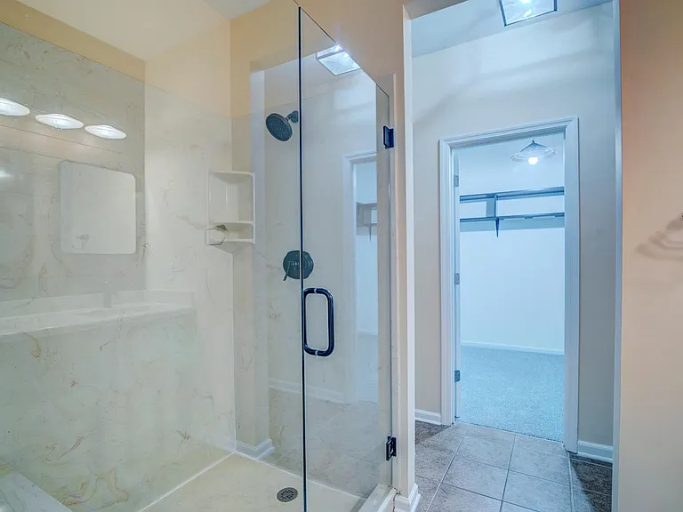 135 Dorothy Dr — Photo 23
