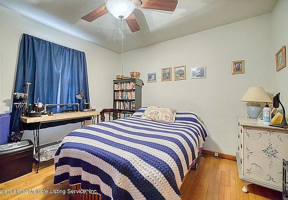 5th image of 75 Margaretta Ct #1