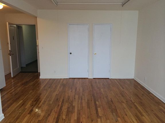 5th image of 16 Stoner Ave APT 1C