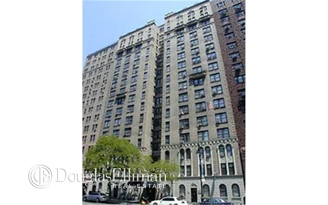 Rented by Douglas Elliman | media 17