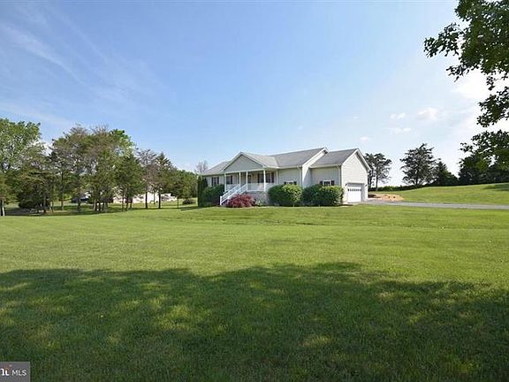 2nd image of 226 Barnett Dr