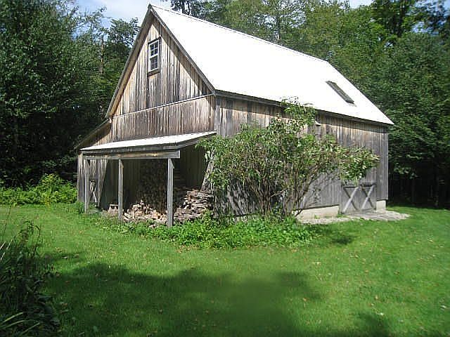 2nd image of 610 Anderson Rd