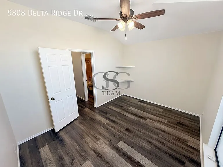 9808 Delta Ridge Dr — Photo 36