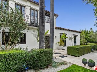 801 S Muirfield Rd, Los Angeles, CA 90005