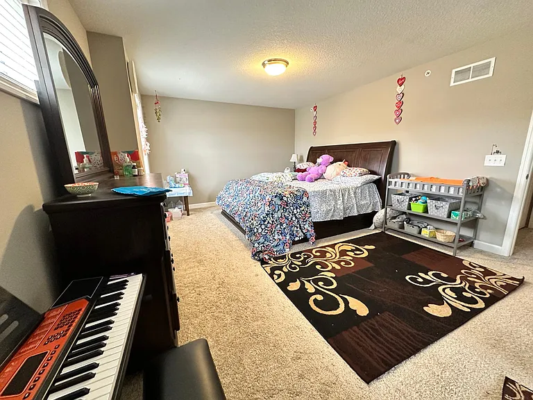4791 Martingale Dr — Photo 10