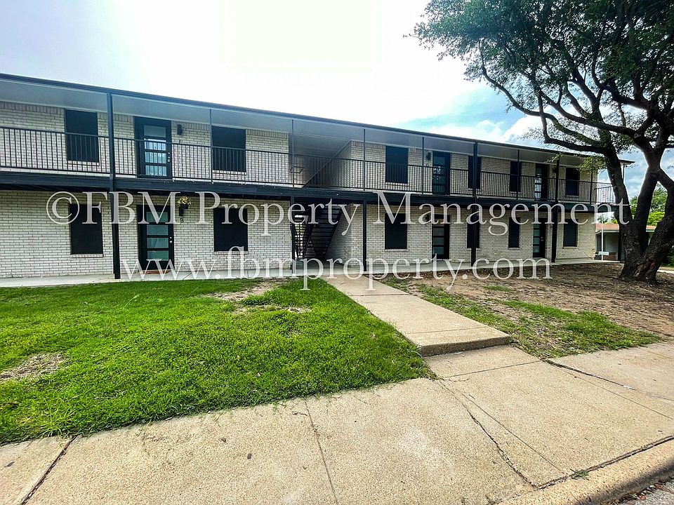 The Village nf 1401 N Clay St Ennis TX Zillow