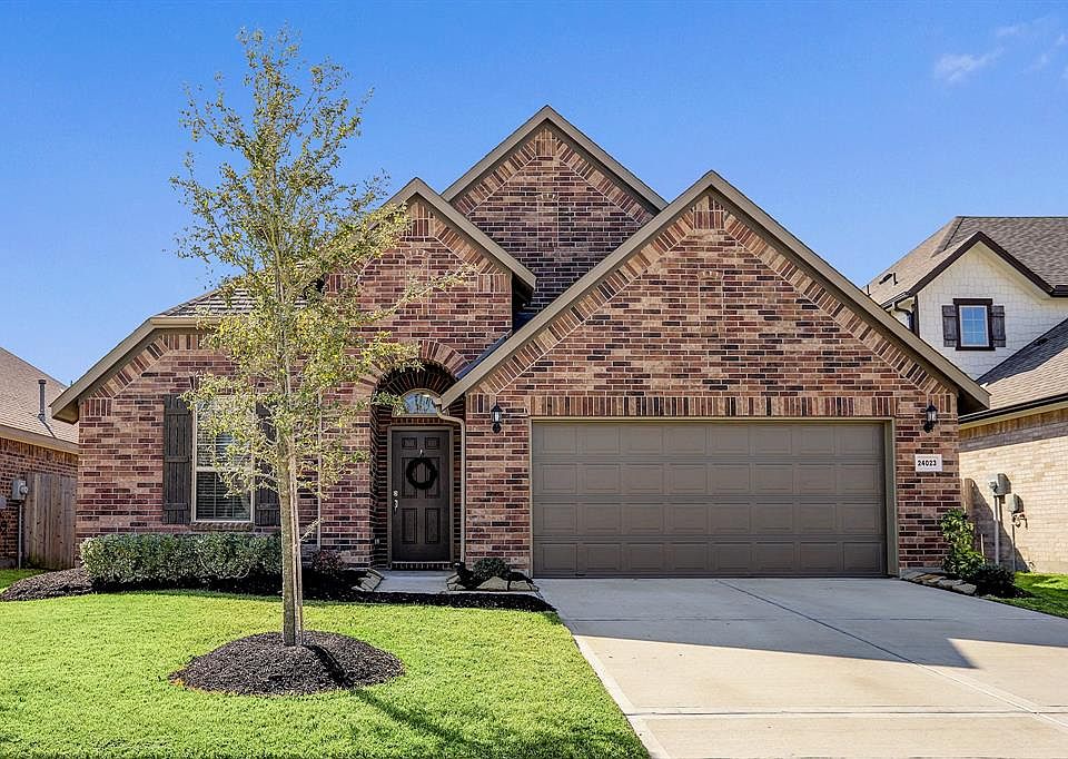 1st image of 24023 Kingdom Isle Ln