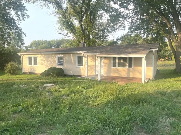 1618 S Orchard Ln, McHenry, IL 60050