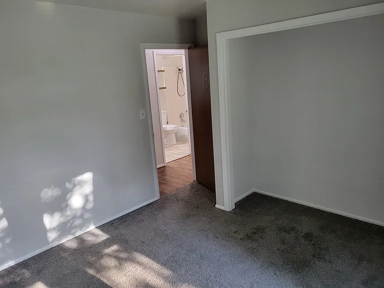 211 Country Club Dr #A — Photo 12