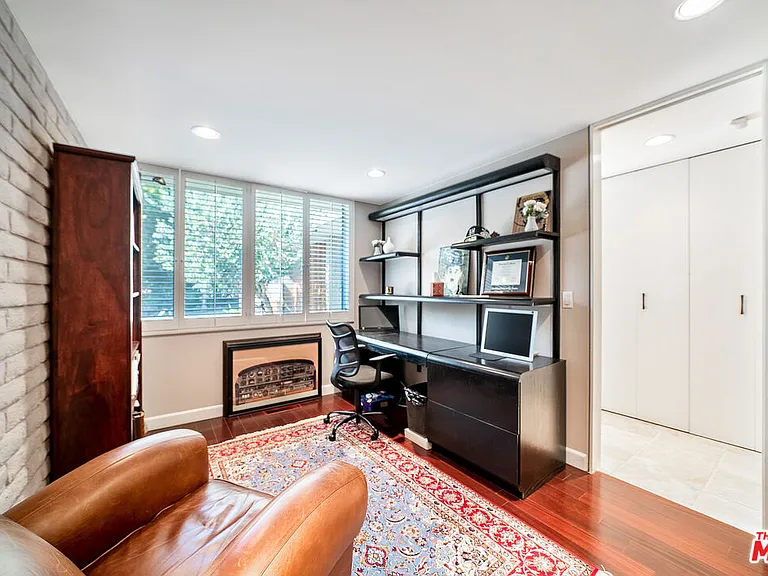 11508 Thurston Cir — Photo 32