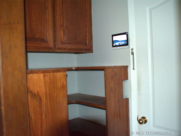 3rd image of 10904 E 26th St