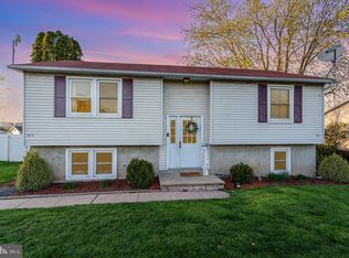 3417 Fox Ridge Ct, Dover, PA 17315