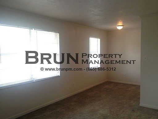 5th image of 609 E Inskip Dr APT 18