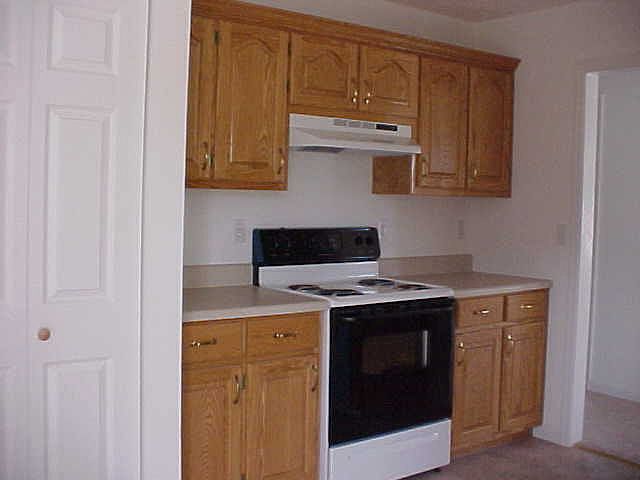 2nd image of 1739 Hickory Valley Rd